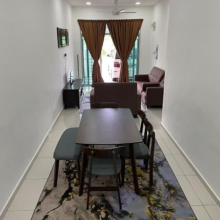 Maryam Homestay Jertih Extérieur photo