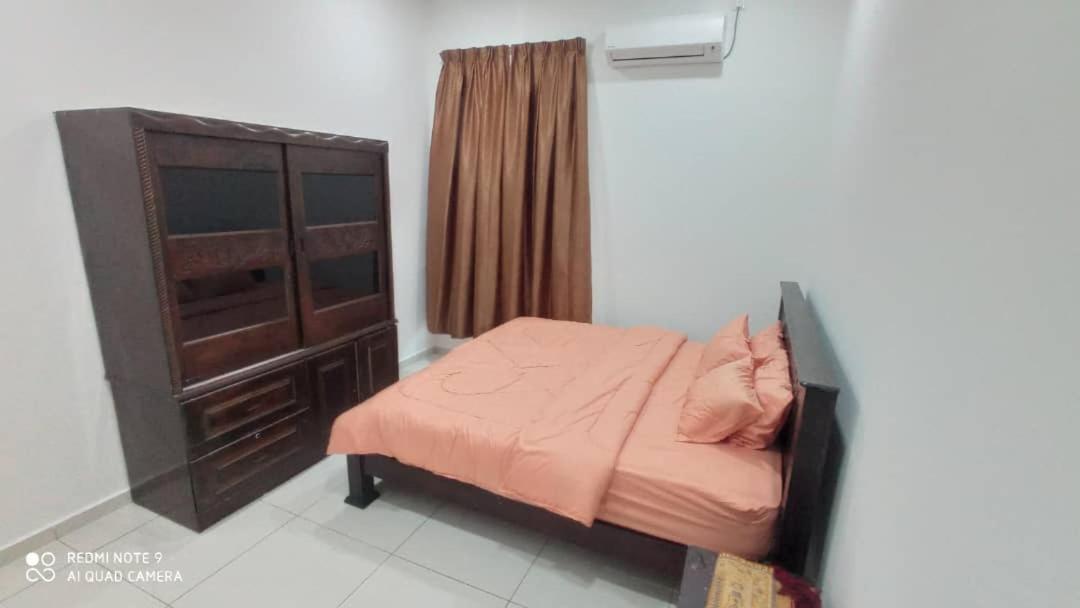 Maryam Homestay Jertih Extérieur photo